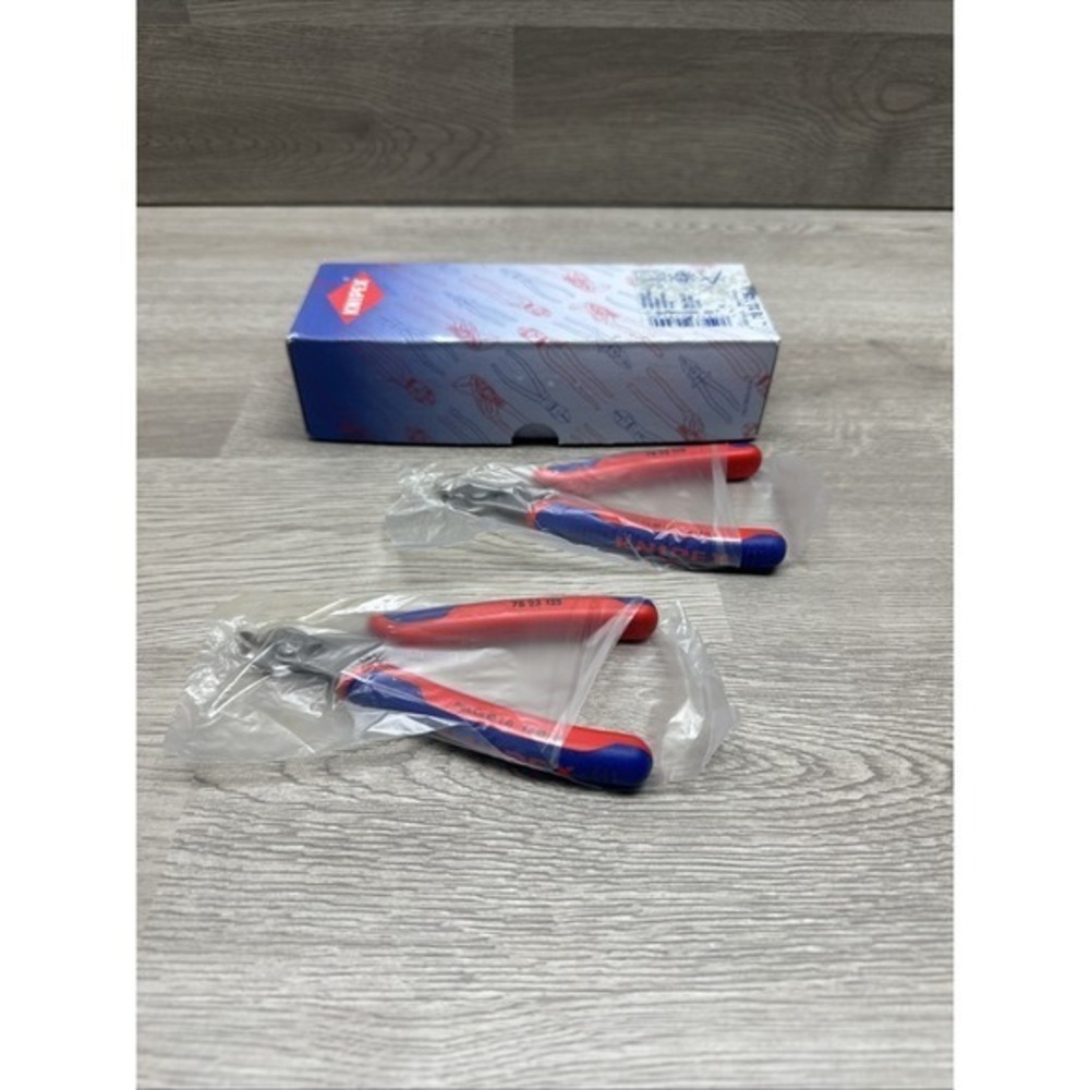 Knipex 78 23 125,Electronics Super Knips®,5",Flush Cut, Up to 1/64" Medium Wire